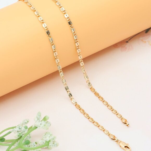 "Elegant Rose Gold Chain Necklace in Polished Minimalist Design, XPNL0270 - Picture 10 of 12